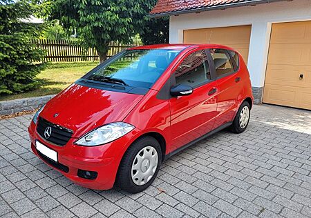 Mercedes-Benz A 170 Klima/Navi/Sitzheizung/8xbereift/2. Hand