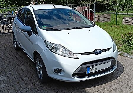 Ford Fiesta 1,4 Titanium LPG, 5Türer