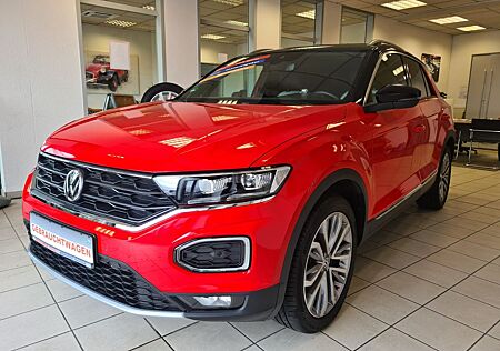 VW T-Roc Volkswagen Sport 4Motion / NAVI / LED / KAMERA