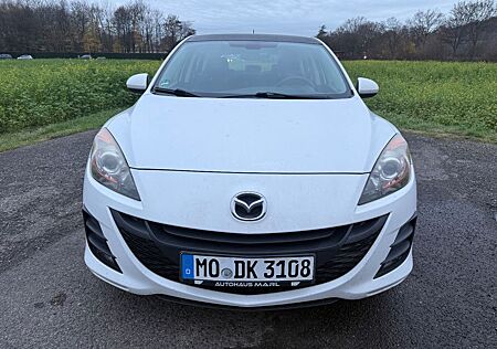 Mazda 3 1.6 MZ-CD Center-Line