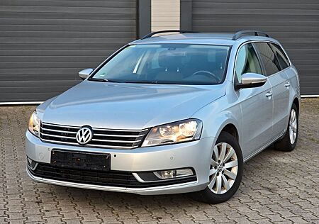 VW Passat Variant Volkswagen Passat 2.0 TDi Variant Navi Sitzheizung Tempomat