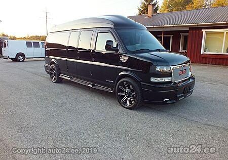 GMC Savana
