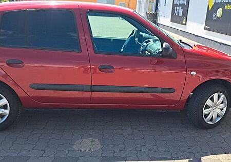 Renault Clio Campus 1.2 16V 75