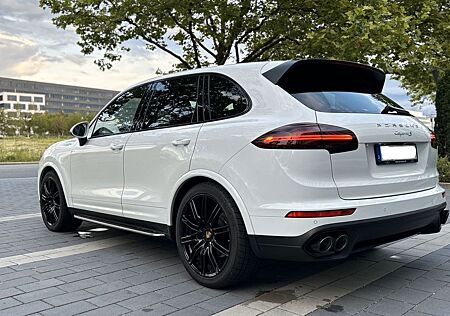 Porsche Cayenne S Diesel 4.2 V8, Top gepflegt