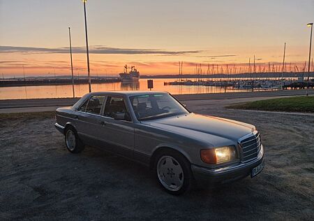 Mercedes-Benz S 300