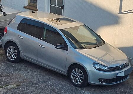 VW Golf Volkswagen 2.0 TDI DSG/SHZ/Kam/Sitzh/AHK/Standheizung