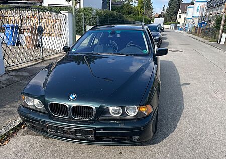 BMW 525 gebraucht kaufen BMW 525i A Touring -