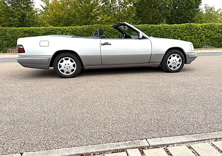 Mercedes-Benz E 220 / H- Kennzeichen