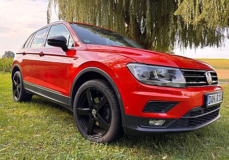 VW Tiguan Volkswagen 2.0 TDI SCR DSG 4MOTION SOUND