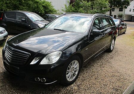 Mercedes-Benz E 220 CDI BlueEfficiency neuwertig