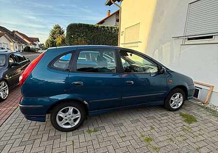 Nissan Almera Tino 1,8 Fresh Fresh