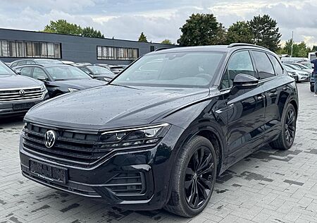 VW Touareg Volkswagen R LINE BLACK 4Motion 3.0 V6 TDI/AHK/PANO