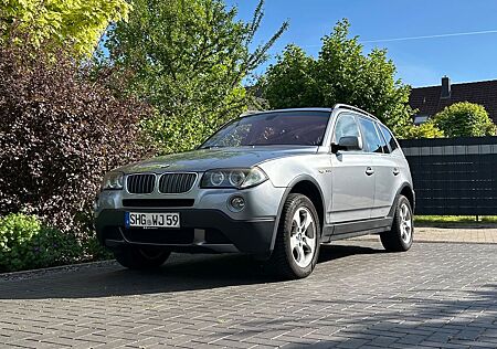 BMW X3 E83 3.0d TÜV 2027 Automatik Navi Leder Pano