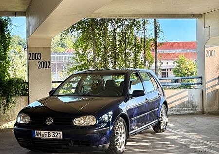 VW Golf Volkswagen 1.4 Special Tüv Neu