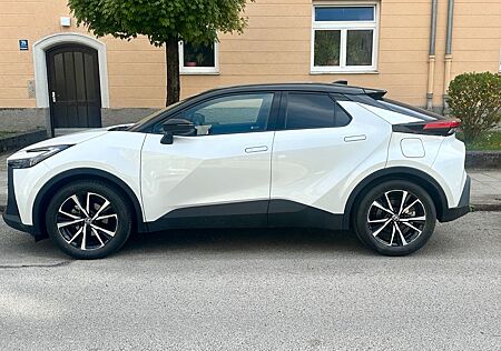 Toyota C-HR 2.0-l-VVT-i PHEV Team Deutschland Team ...