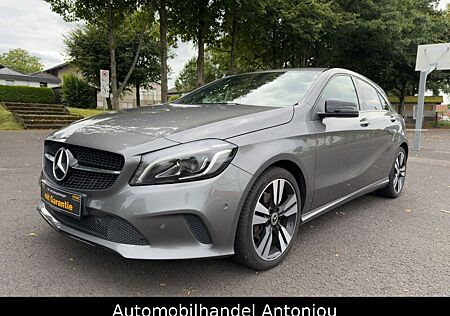 Mercedes-Benz A 220 A 220d Night Paket/ AHK/ Standheizung/ Vollleder