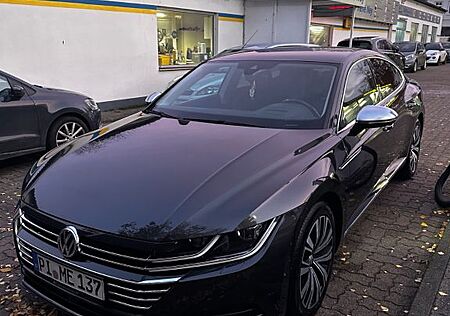 VW Arteon Volkswagen 2.0 TDI SCR DSG Elegance Elegance