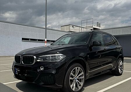 BMW X5 xDrive30d/M Line/8Fach Ber/Top Ausstattung