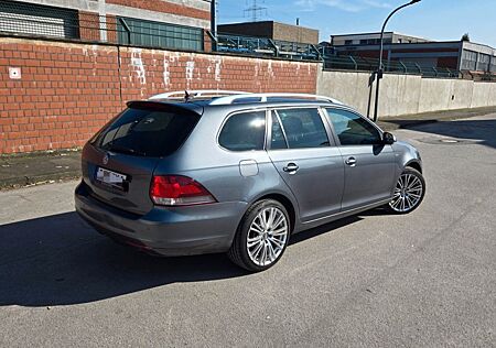 VW Golf Volkswagen 1.4 TSI MATCH Variant 18" Alu PDC AHK