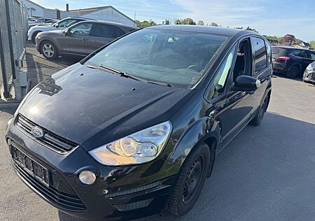 Ford S-Max Trend 2.0 Benzin
