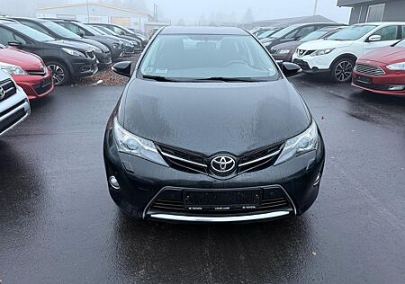 Toyota Auris Life 2,0-l-D-4D S/S Navi+Camera