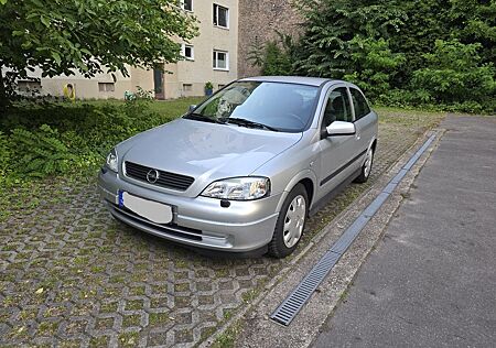 Opel Astra 1.6 Twinport -