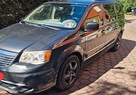 Lancia Voyager 2.8 MultiJet 16v Platinum Automatik ...