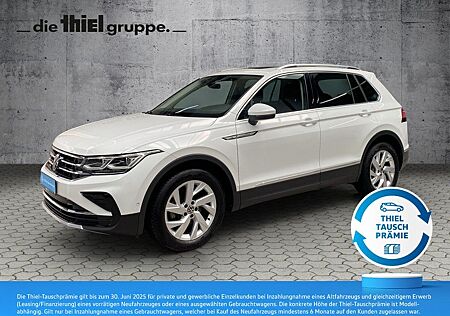 VW Tiguan Volkswagen 2.0 TDI DSG Elegance Panorama Rear View M