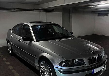 BMW 323i E46 Automatik | Checkheftgepflegt | M-P