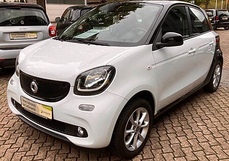 Smart ForFour 0.9 66kW Prime Kamera Leder Navi