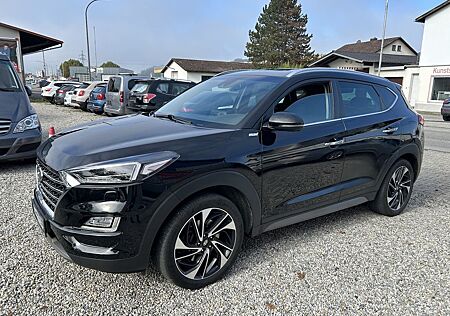 Hyundai Tucson 2.0 CRDi Automatik 4WD Premium Navi AHK