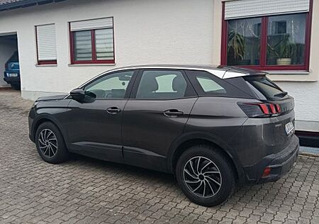 Peugeot 3008 BlueHDi 130 EAT8 Active Pack Active Pack