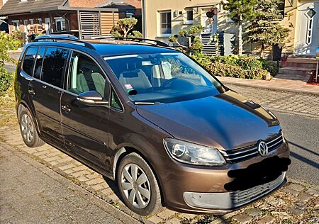 VW Touran Volkswagen 1.6 TDI DSG - 7 Sitze