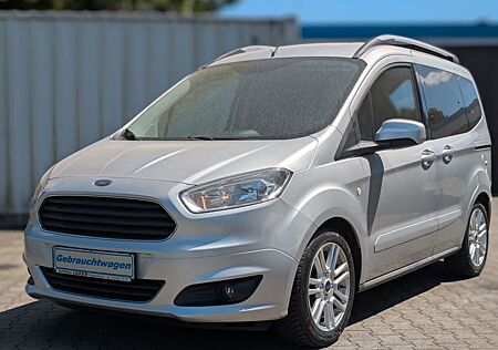 Ford Tourneo Courier Titanium AHK KLIMA 1. HAND