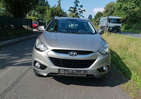 Hyundai ix35 Comfort .Klima.Leder.Alus.AHK.1A.1Hand