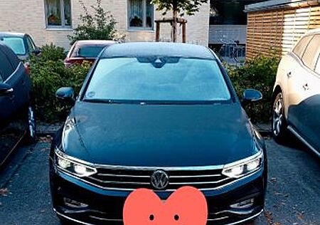 VW Passat Volkswagen 2.0 TDI SCR 140kW DSG 4MOTION Eleganc...