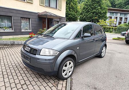 Audi A2 1.4 (Zahnriemen erneuert) Tüv 03/2027