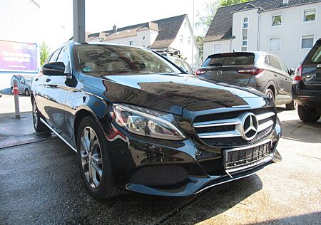 Mercedes-Benz C 180 T AVANTGARDE LED Standh Navi Leder AHK