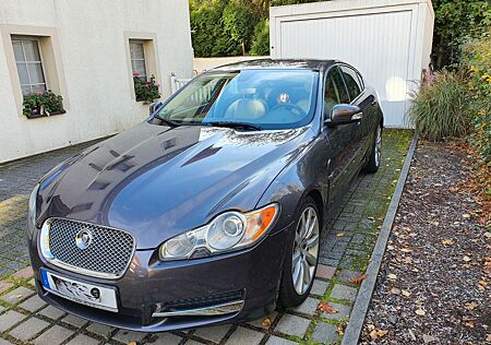 Jaguar XF 3.0 V6 Premium Luxury Vollausstattung