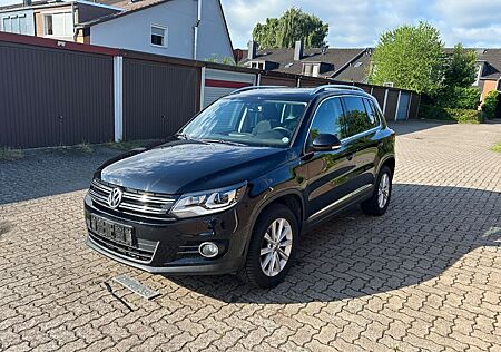 VW Tiguan Volkswagen 2.0 TSI 4MOTION Sport & Style 180 PS