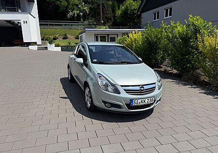 Opel Corsa D 1.2 Automatik