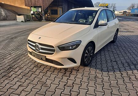Mercedes-Benz B 180 d TAXI
