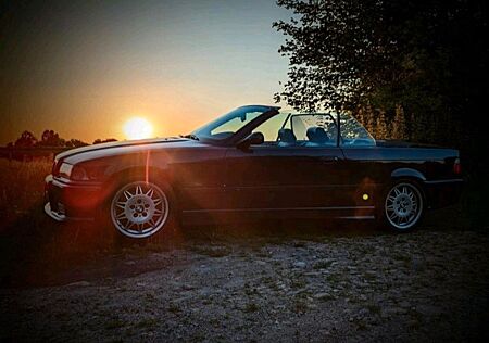 BMW 325i M Paket, Automatik, Leder, Carbon Interieur