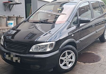 Opel Zafira 1.8 16V Elegance Elegance