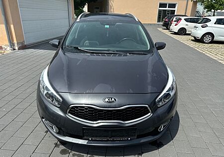 Kia Cee'd Sportswagon cee'd Sportsw. Digital 1.6 CRDi Klima Euro5 Kame
