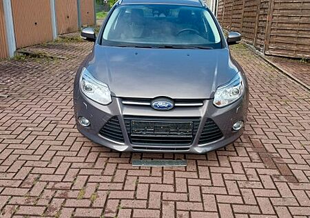 Ford Focus 1,6 EB 110kW Champions Edition Turnier...