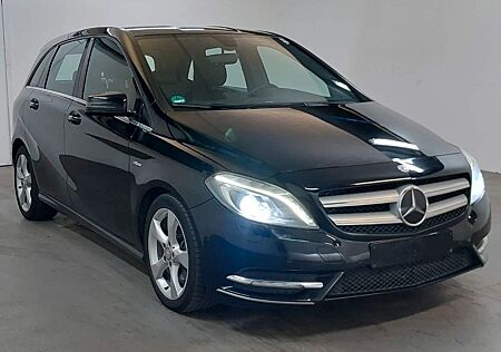 Mercedes-Benz B 200 CDI SPORT PAKET / BI-XENON