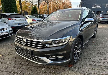 VW Passat Variant Volkswagen Alltrack*4Motion*Navi*Xenon*Pano