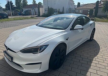 Tesla Model S Allrad, Vollausst., Lenkrad, Beige Creme