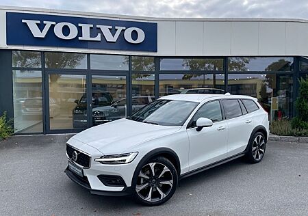 Volvo V60 CC V60 Cross Country B4 AWD Plus Navi H/K SHZ